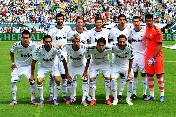 防守端完全不给对手机会（铜墙铁壁的防守，让对手无计可施）