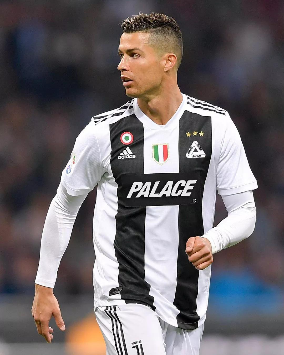 巴萨官方：拉菲尼亚继续进行个人训练，处在康复的最后阶段（巴萨通报：拉菲尼亚继续单独训练，康复进入收尾阶段）