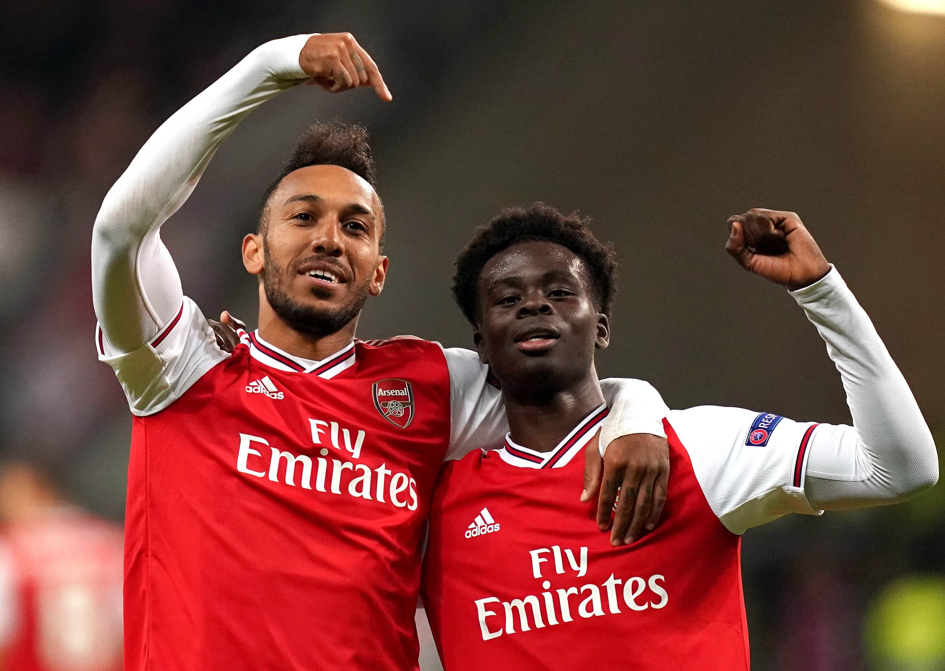 特尔施特根社媒晒恢复训练照片：很高兴归队（特尔施特根社媒晒康复训练照：喜迎归队）