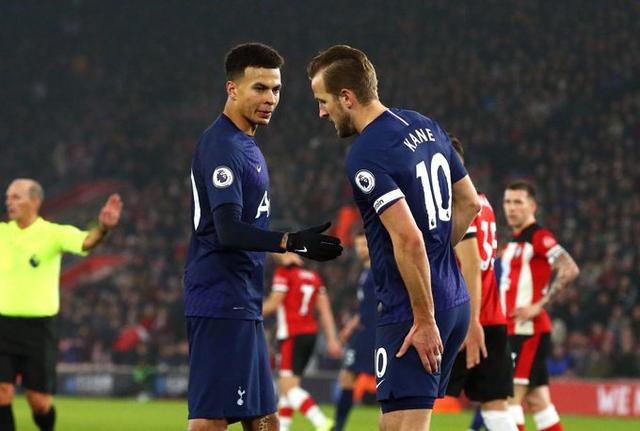 经纪人：国米态度很明确，赛季末再决定德弗赖和阿切尔比未来（经纪人称国米立场清晰：德弗赖、阿切尔比去留将于赛季结束后敲定）