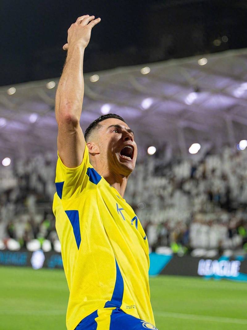 若日尼奥单场完成129次传球，为本赛季巴甲单场第二高纪录（若日尼奥一战送出129次传球，位列本赛季巴甲单场第二）