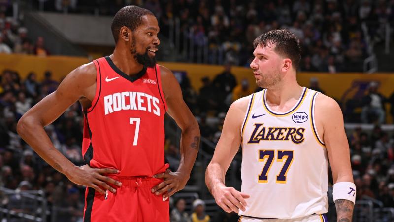 CBA比赛精彩瞬间：深圳队绝杀广东,（深圳压哨绝杀广东：CBA上演惊险一幕）